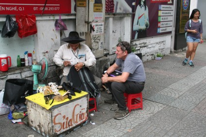 Street cobbler Saigon